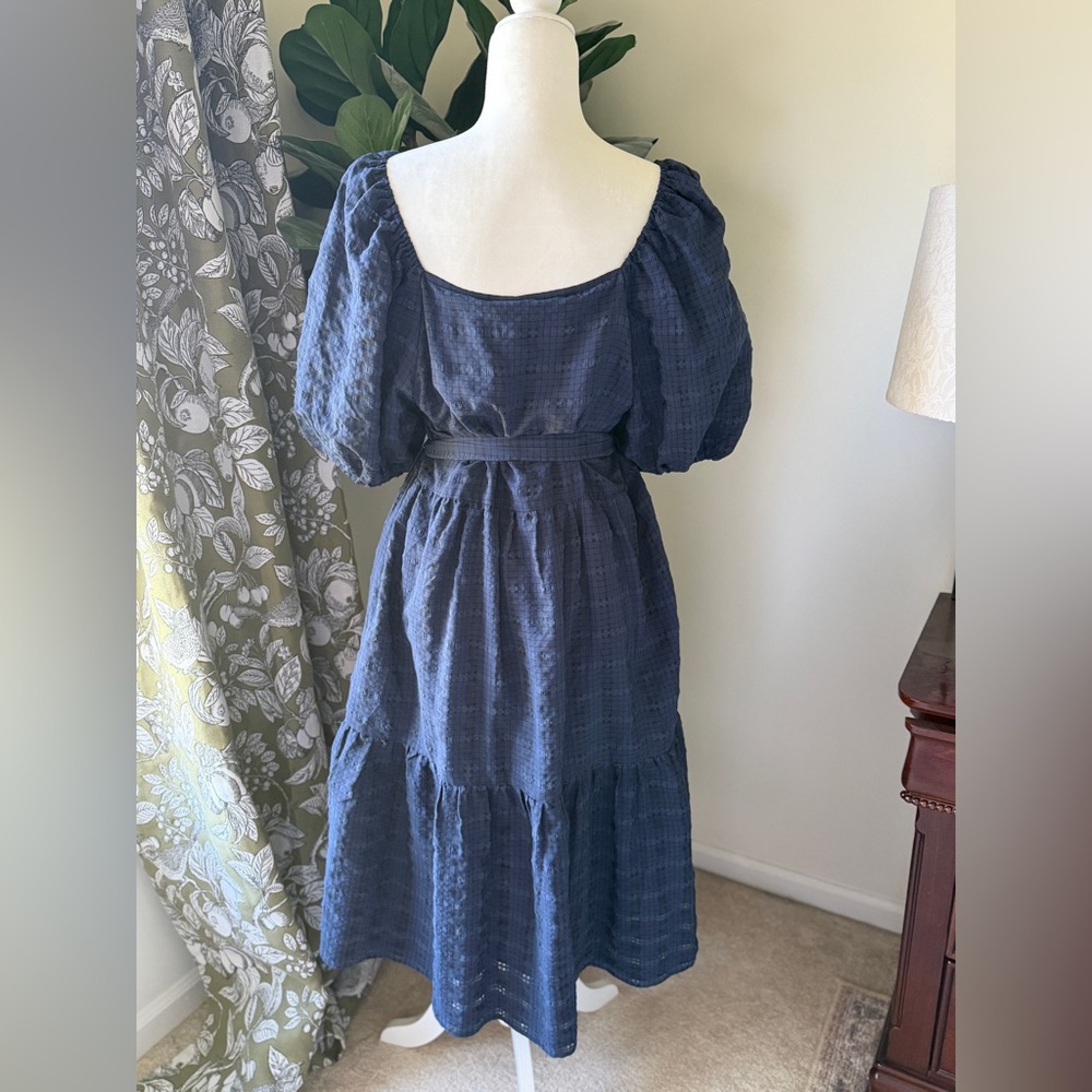 Moon River Navy Square-Neck Puff Sleeve Midi Dress - Picture 2 of 10